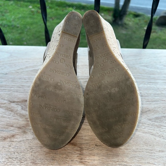 CORDANI Beige Suede Leather Heeled Platform Wedge Sandals 7.5 US - Picture 9 of 11